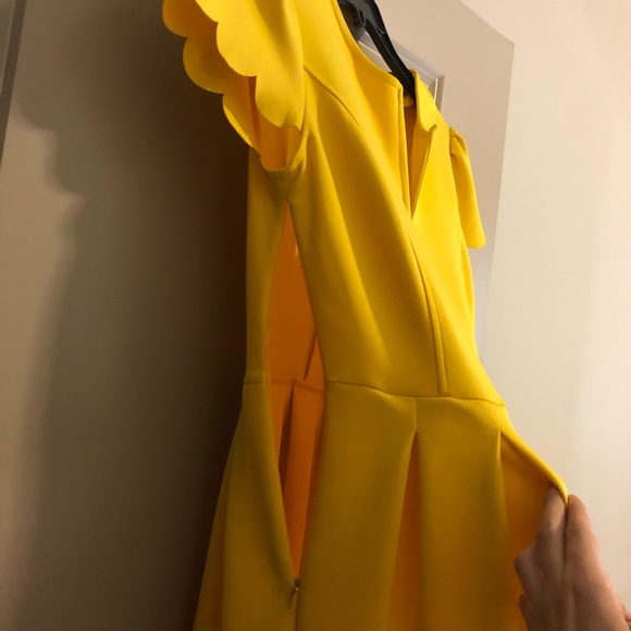 Luxo Boutique Yellow Dress Size Small 👗💃 - Picture 3 of 4
